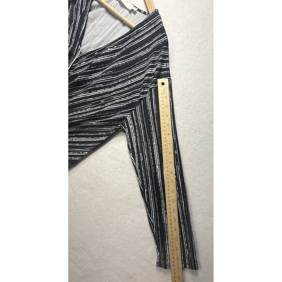 ASTR The Label Black and White Striped Tie Front Long Sleeve Top Blouse Size XL - Picture 9 of 9